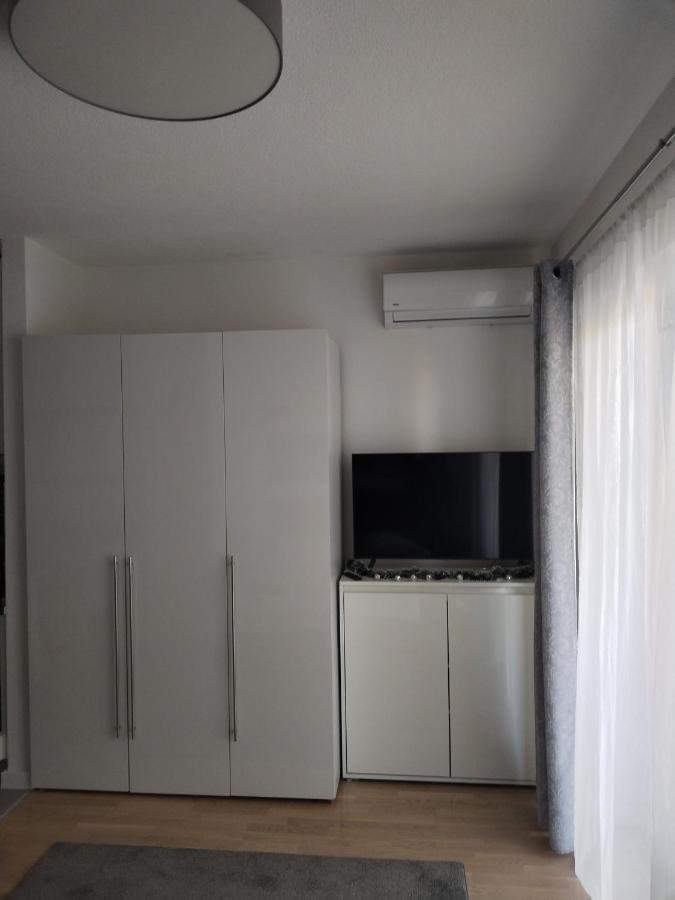 Studio Apartman Implex Appartement Ðakovo Buitenkant foto