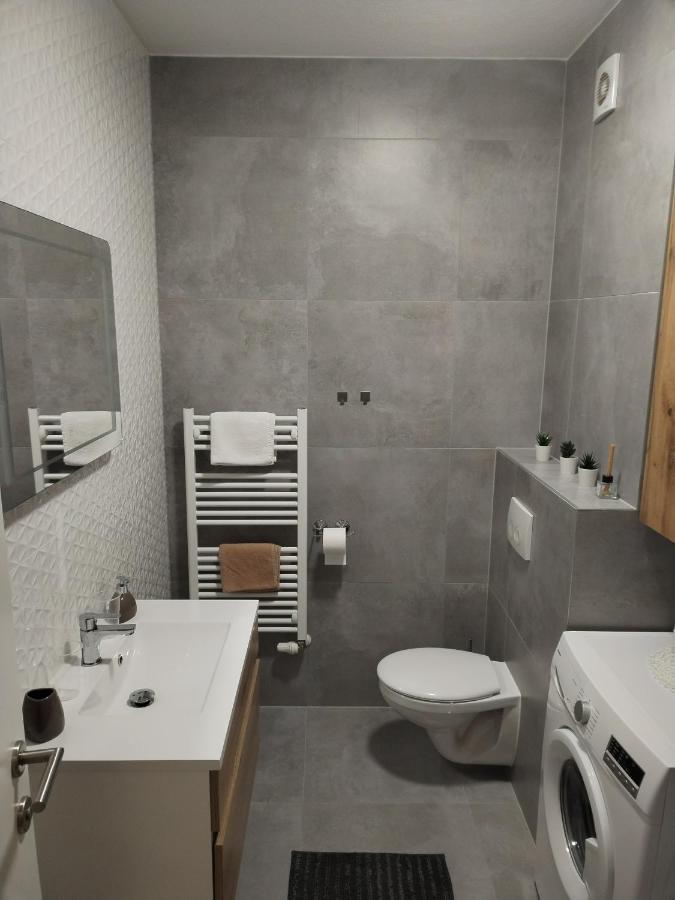 Studio Apartman Implex Appartement Ðakovo Buitenkant foto